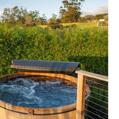 outdoor hot tub image